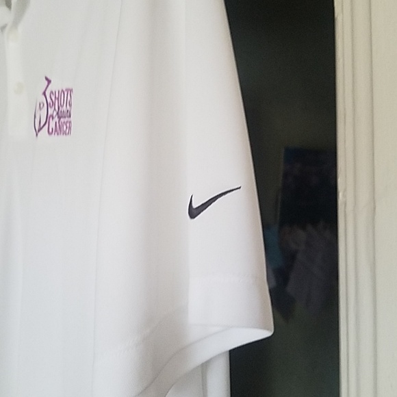 Nike Dri-FIT golf shirt - Picture 4 of 5